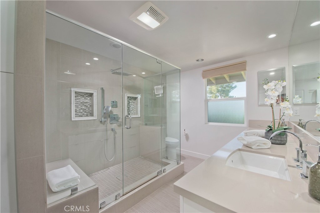 4347 Coronet Property Photo 16