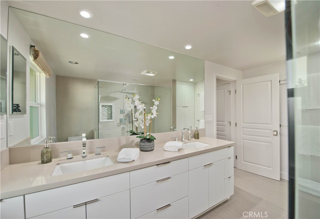4347 Coronet Property Photo 17