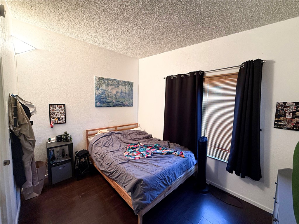 11249 Emelita Street Property Photo 26