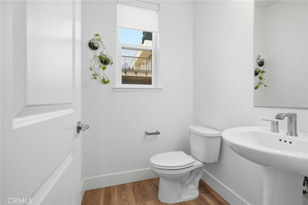 315 Waters Park Circle 10 Property Photo 15