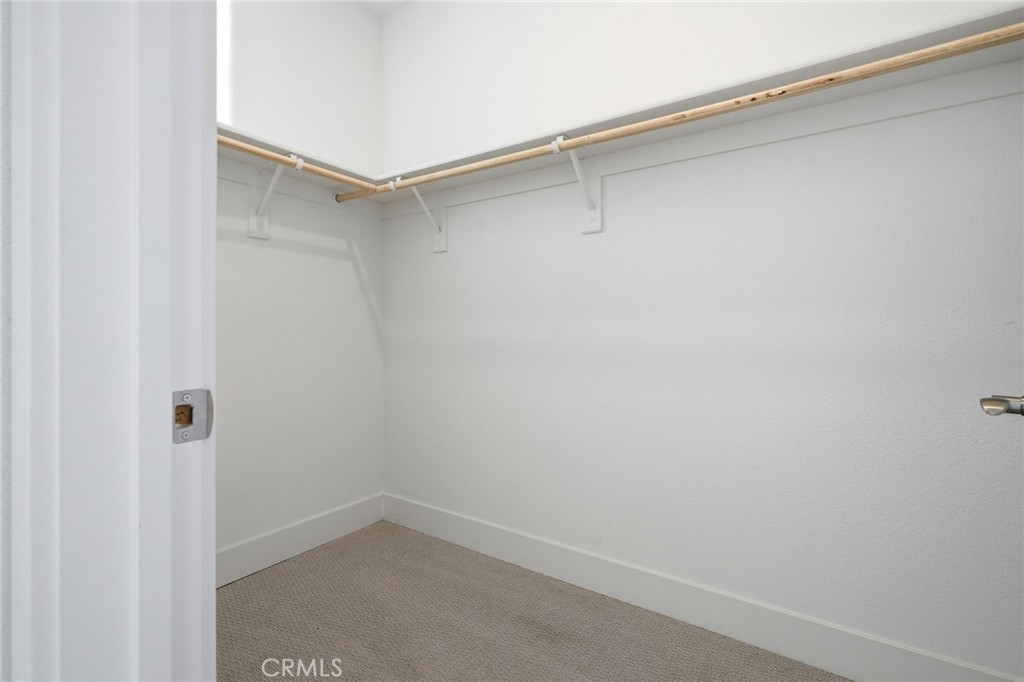 315 Waters Park Circle 10 Property Photo 27