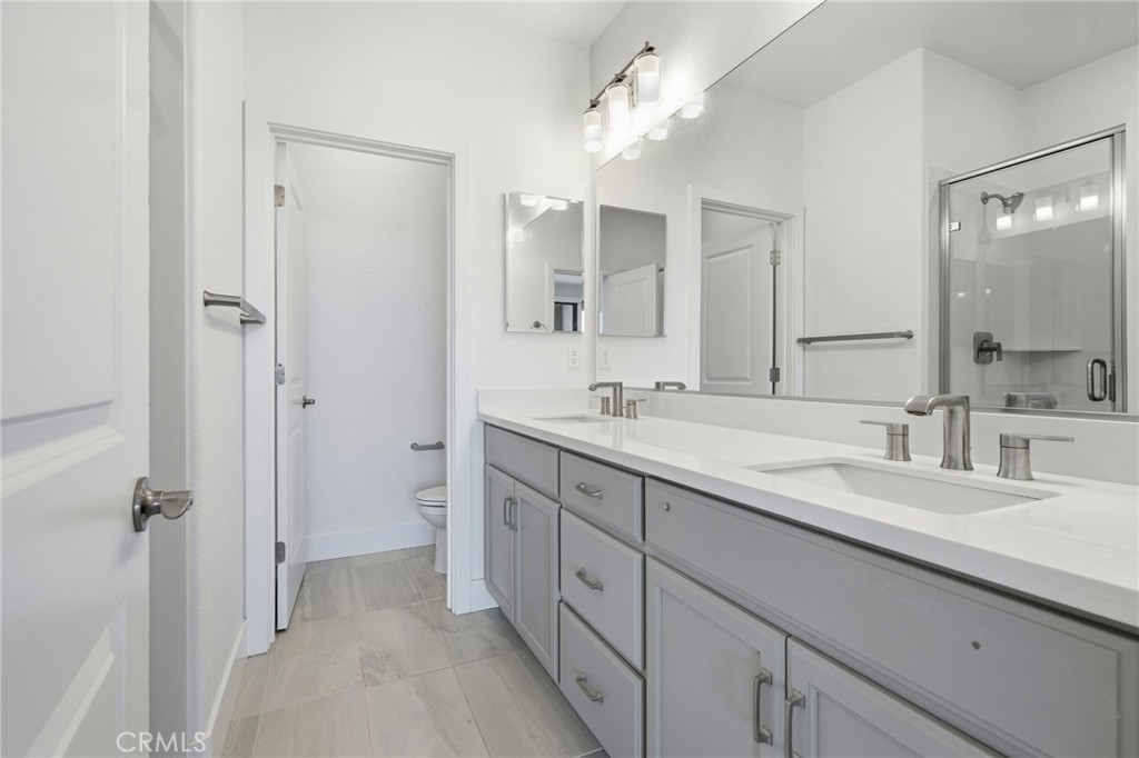 315 Waters Park Circle 10 Property Photo 29