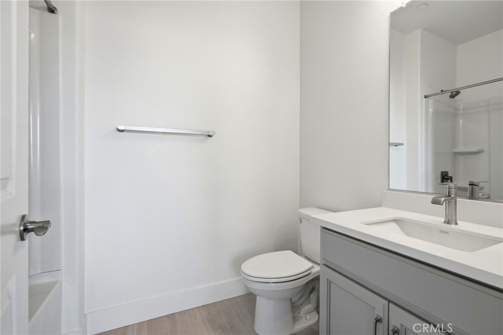 315 Waters Park Circle 10 Property Photo 36