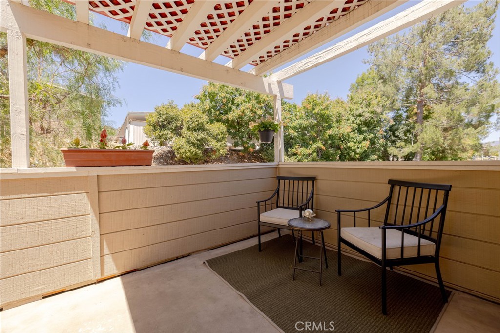31371 The Old Rd E Property Photo 17