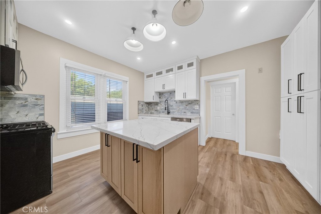 4193 5th Street Property Photo 10