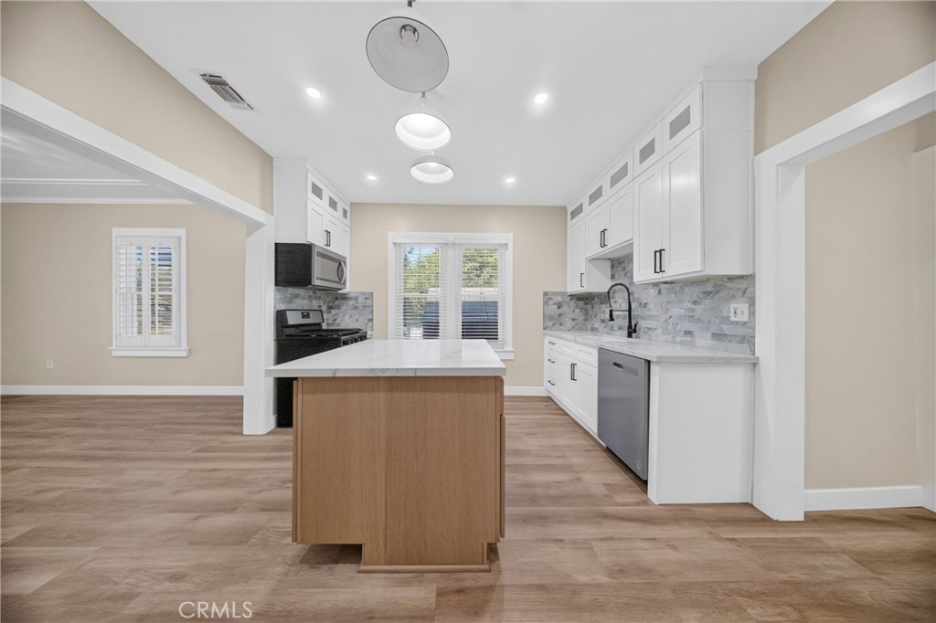4193 5th Street Property Photo 11