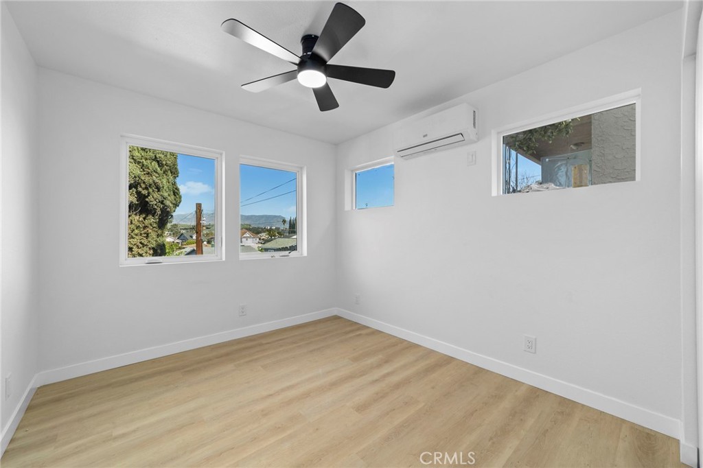 2530 Ganahl Property Photo 29