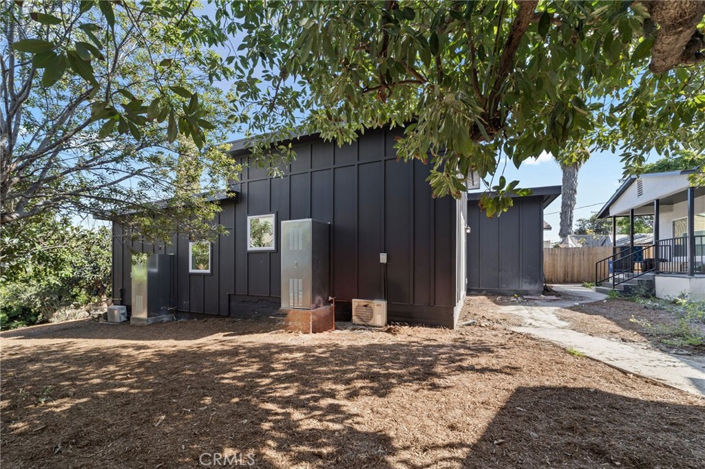 2530 Ganahl Property Photo 38