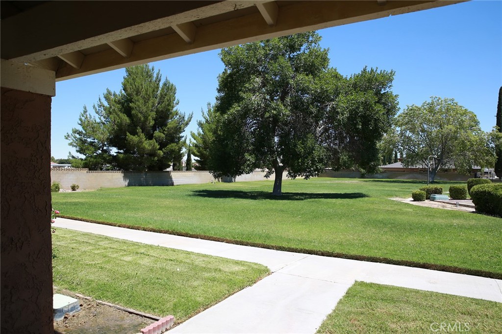 2829 W Avenue J4 Property Photo 21