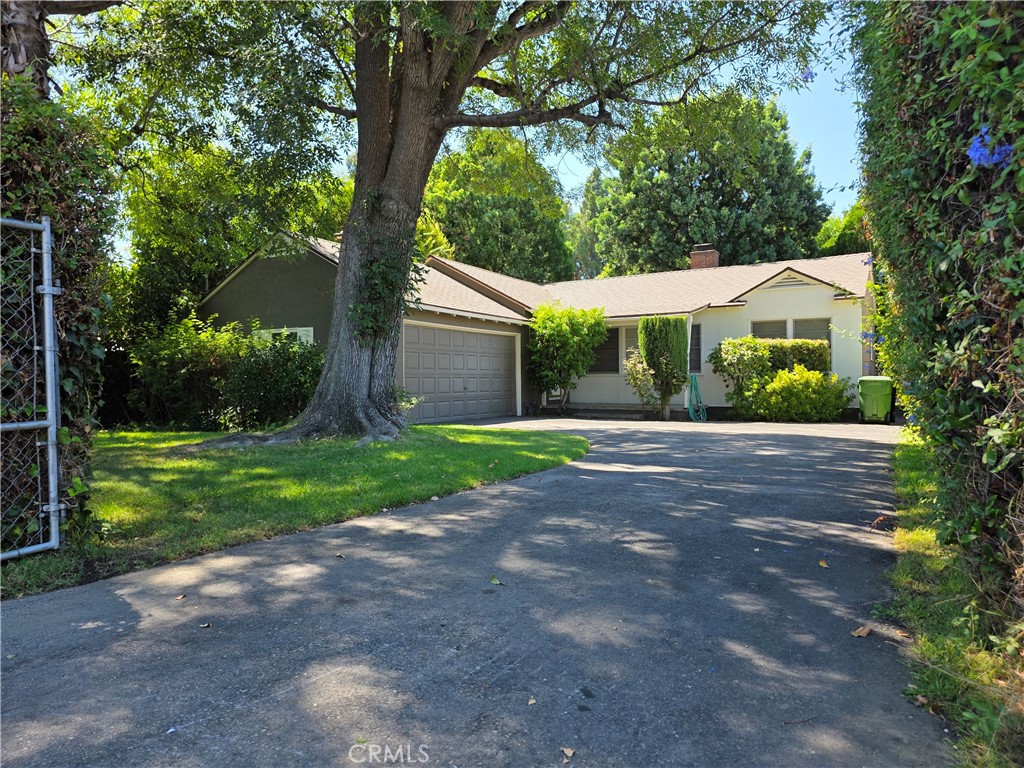 14954 Wyandotte St Property Photo 24