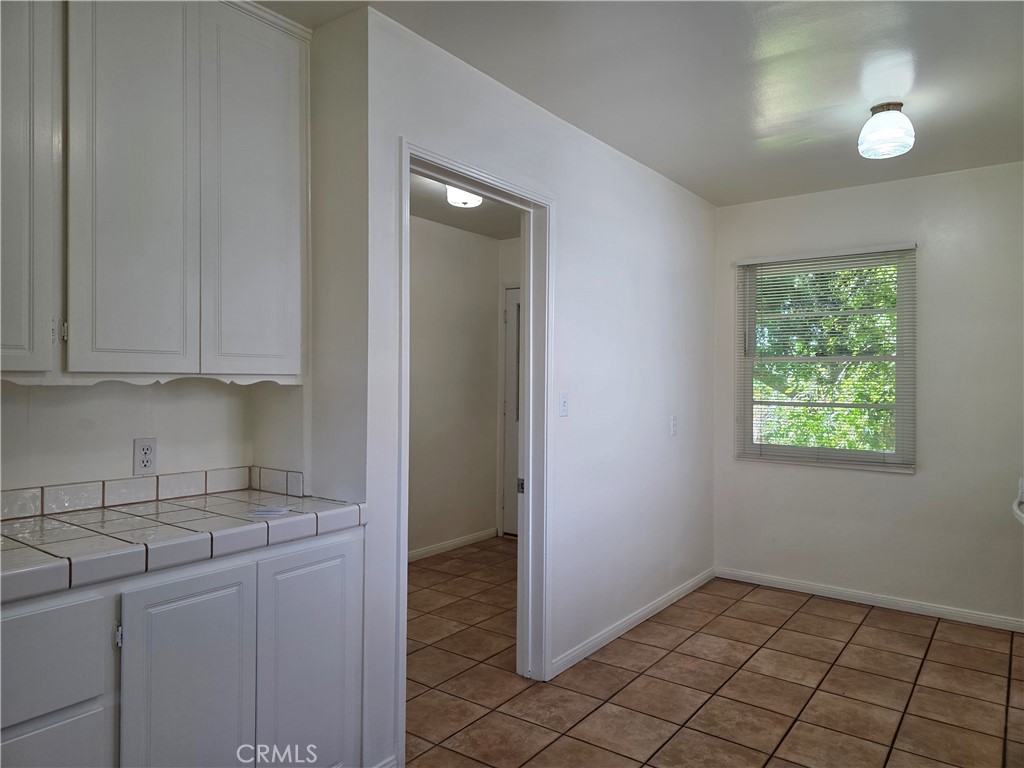14954 Wyandotte St Property Photo 28