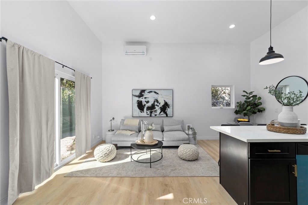 2530 Ganahl Property Photo 5