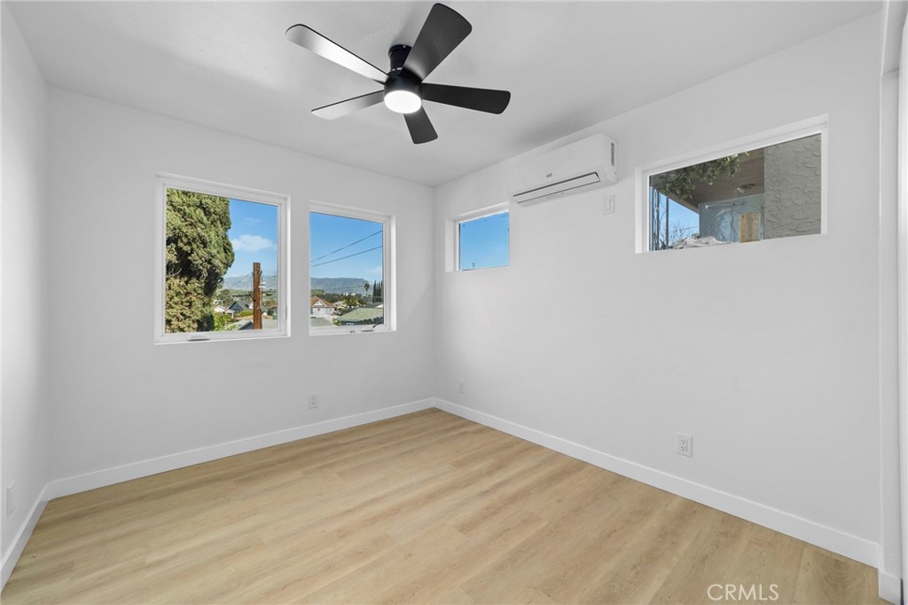 2530 Ganahl Property Photo 29