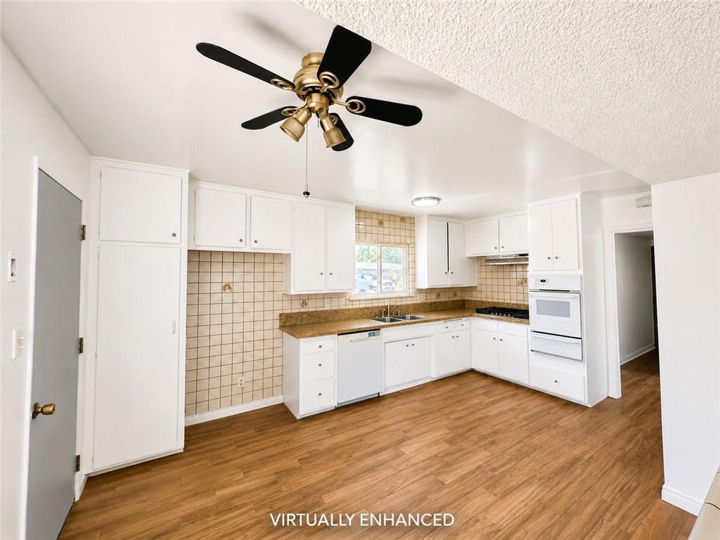 20355 Itasca Street Property Photo 5