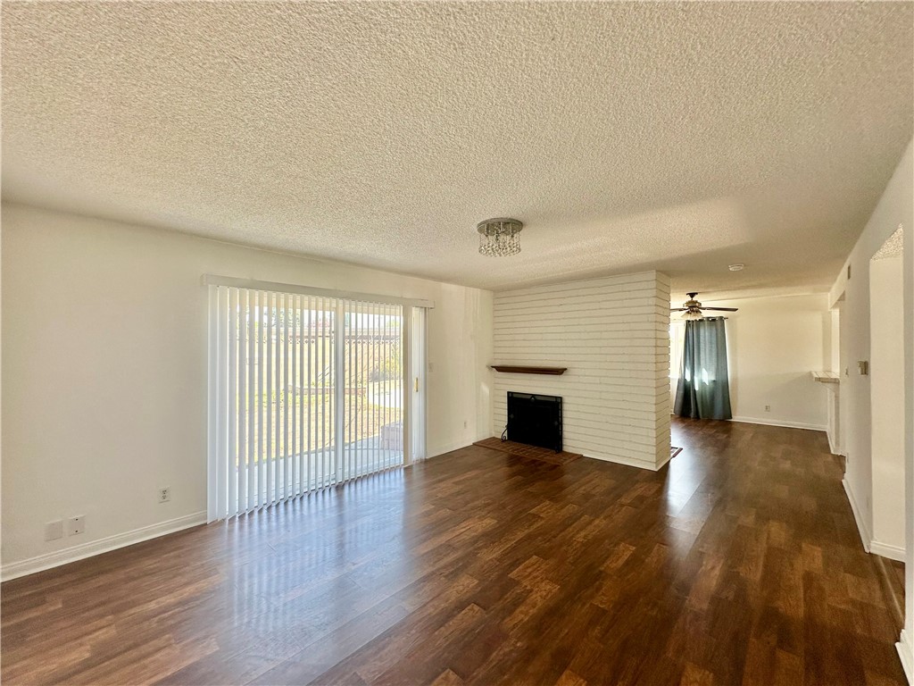 20355 Itasca Street Property Photo 7