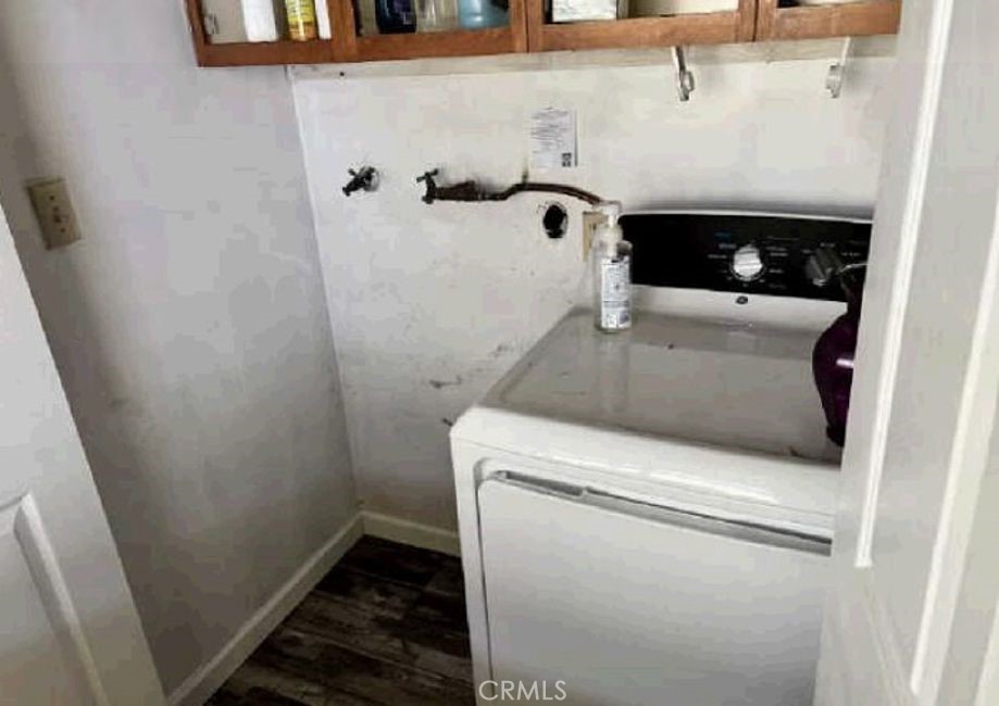 17582 New York House Property Photo 18
