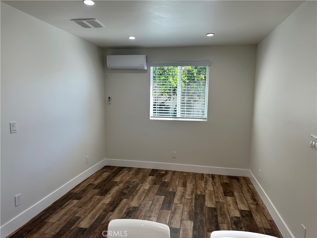 14325 Martha Street Property Photo 4