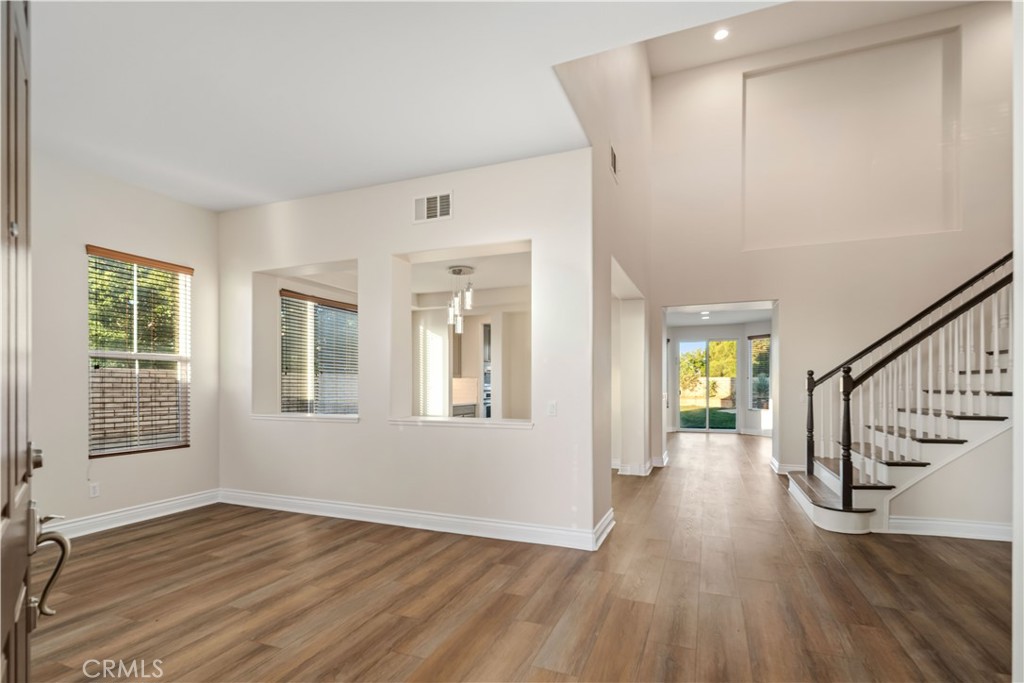41520 44th W Property Photo 11