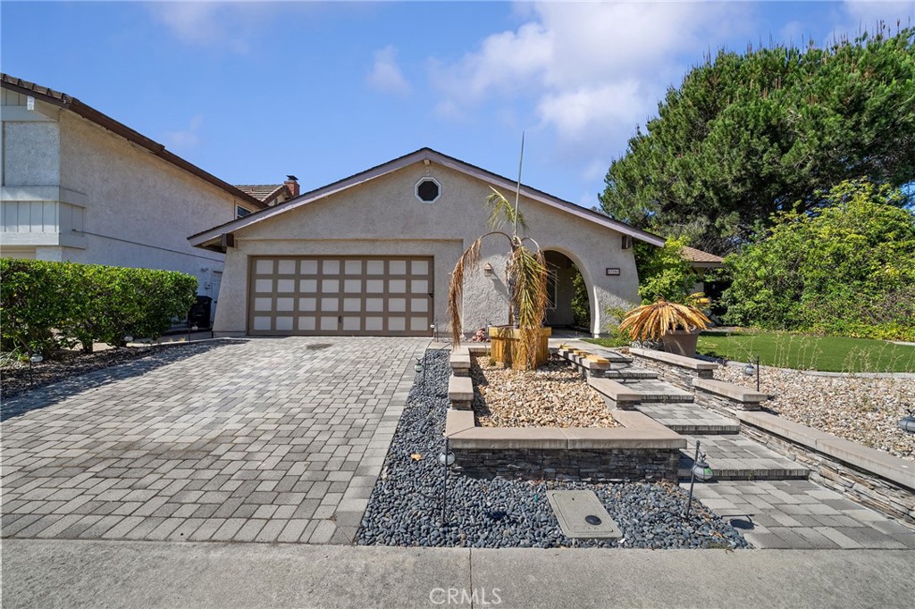 24272 La Pala Property Photo 1