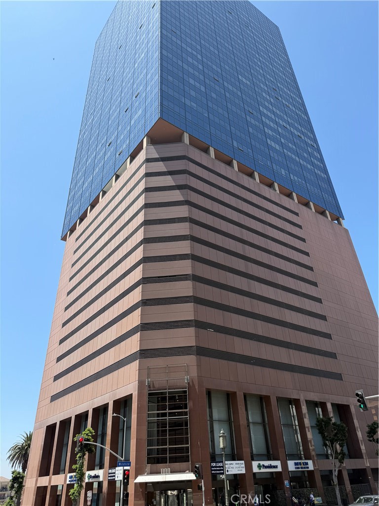 1100 Wilshire 2811 Property Photo 1
