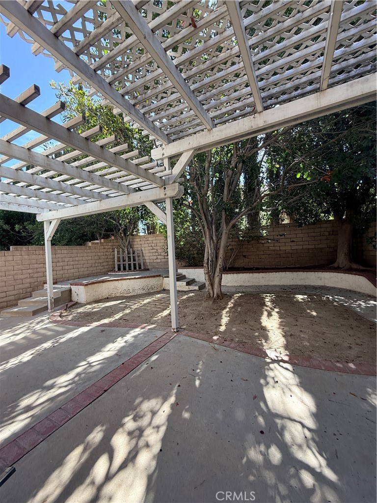 12022 Falcon Crest Property Photo 44