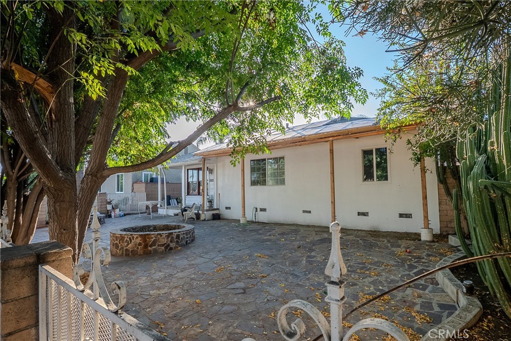 12821 Osborne Property Photo 9