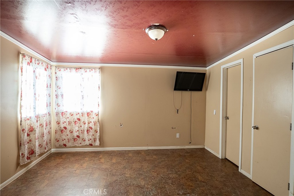 12821 Osborne Property Photo 33
