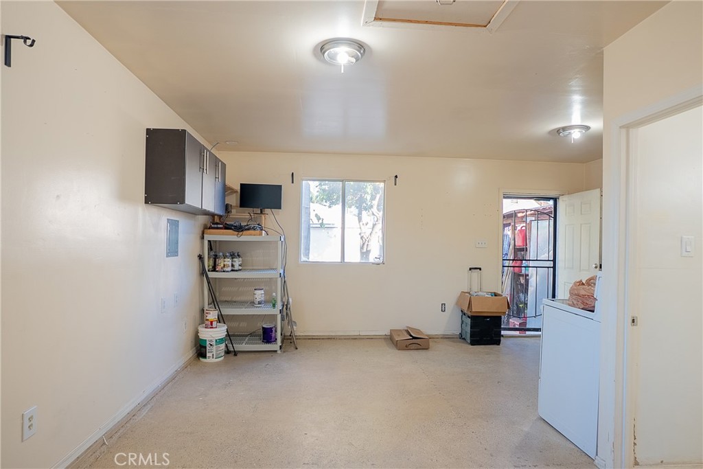 12821 Osborne Property Photo 39