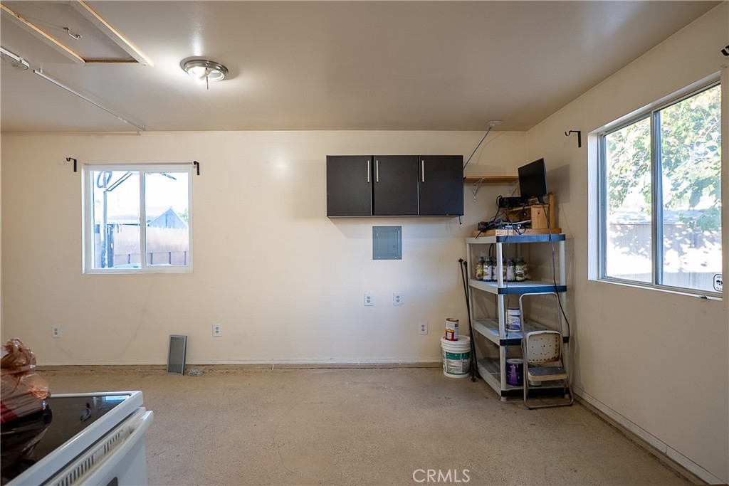 12821 Osborne Property Photo 40