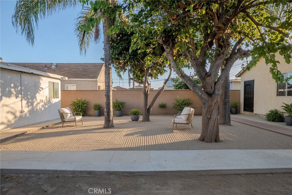 12821 Osborne Property Photo 44