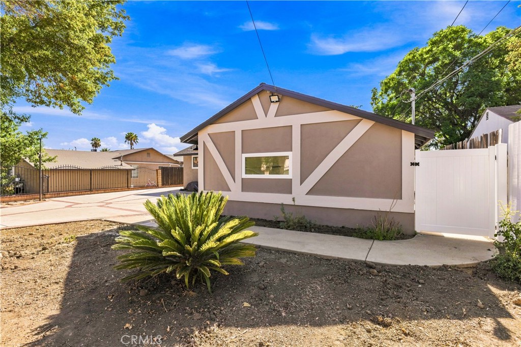 8417 Columbus Property Photo 3