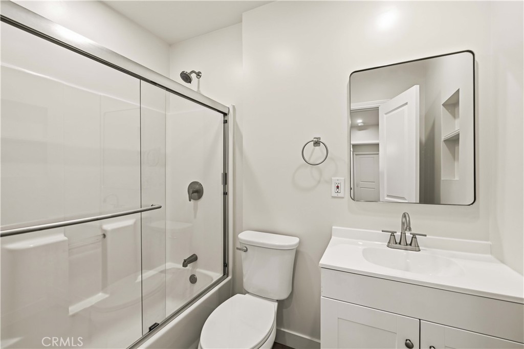 8417 Columbus Property Photo 29