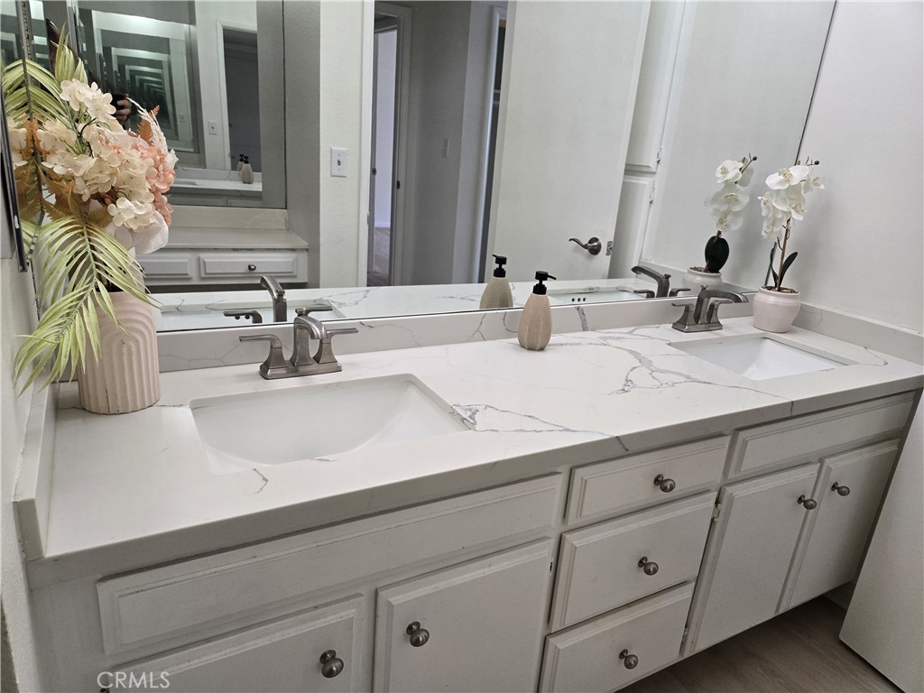 4647 Willis Avenue 220 Property Photo 6