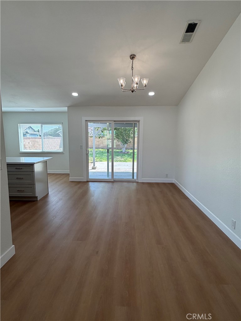 44632 17th W Property Photo 4