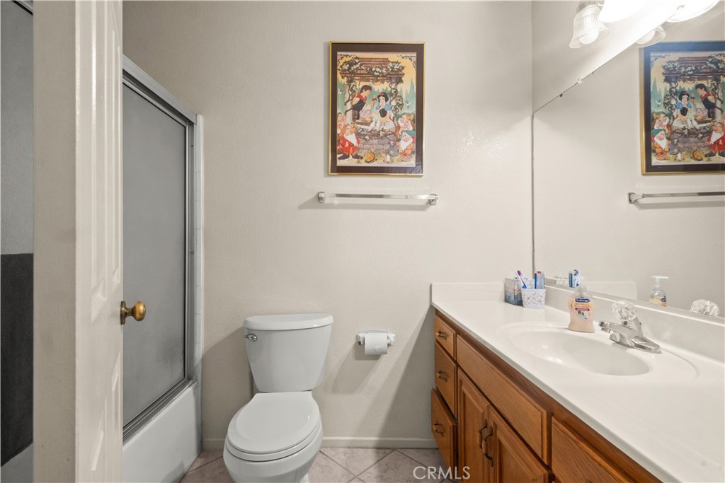 733 E Avenue J12 Property Photo 27