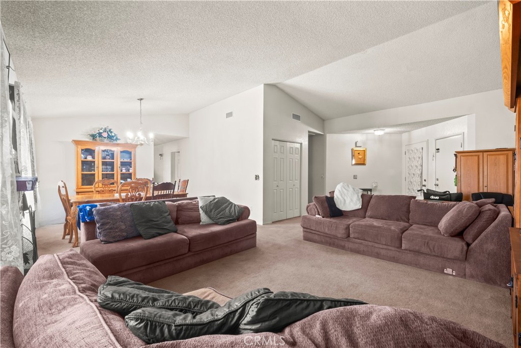 733 E Avenue J12 Property Photo 36