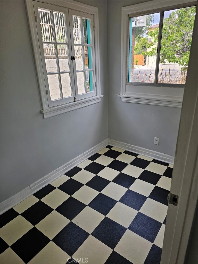 615 S Columbus Avenue Property Photo 7