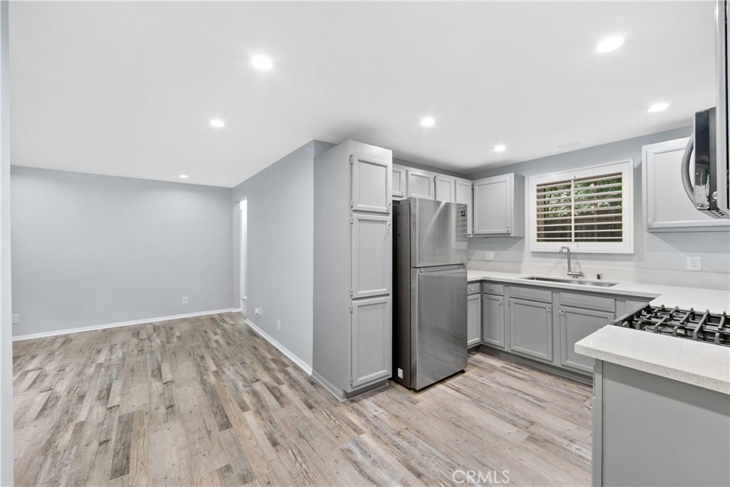 483 Sturtevant Drive Property Photo 13