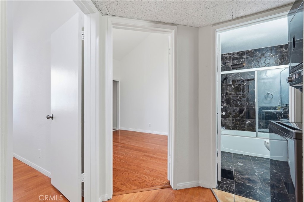 7651 Reseda 13-t Property Photo 11