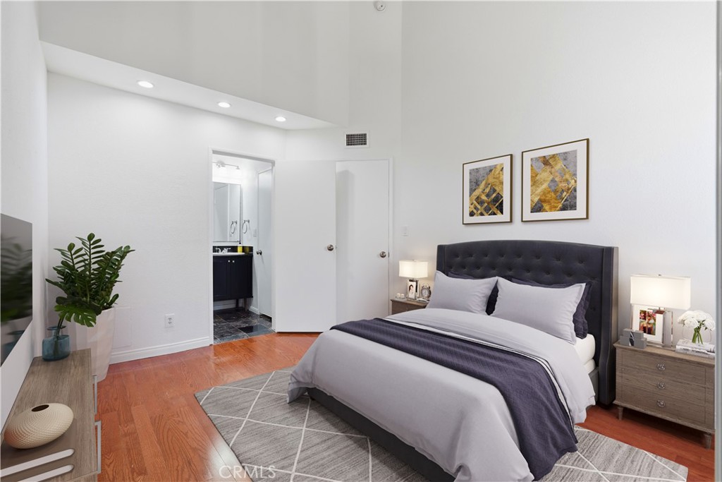 7651 Reseda 13-t Property Photo 15