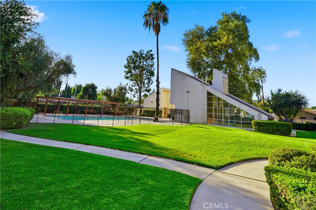 7651 Reseda 13-t Property Photo 23