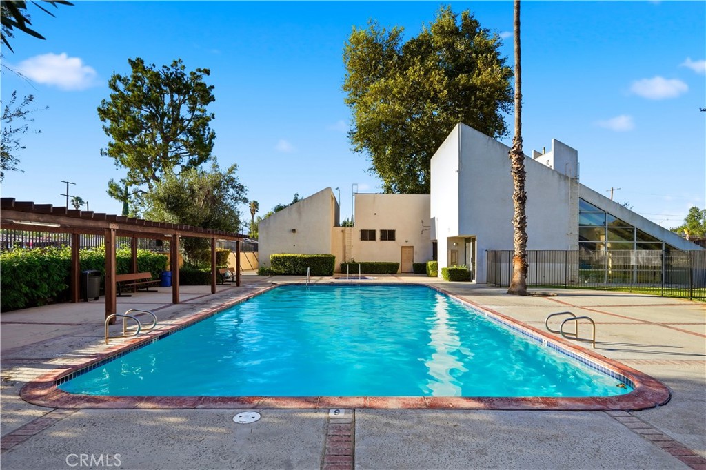 7651 Reseda 13-t Property Photo 25