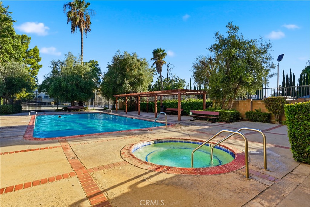 7651 Reseda 13-t Property Photo 26