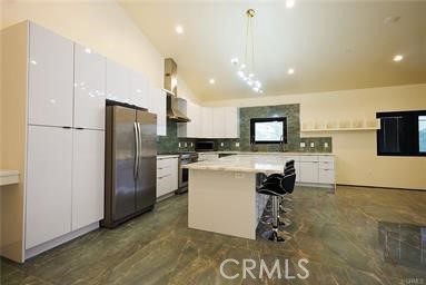 16520 Huron Property Photo 10