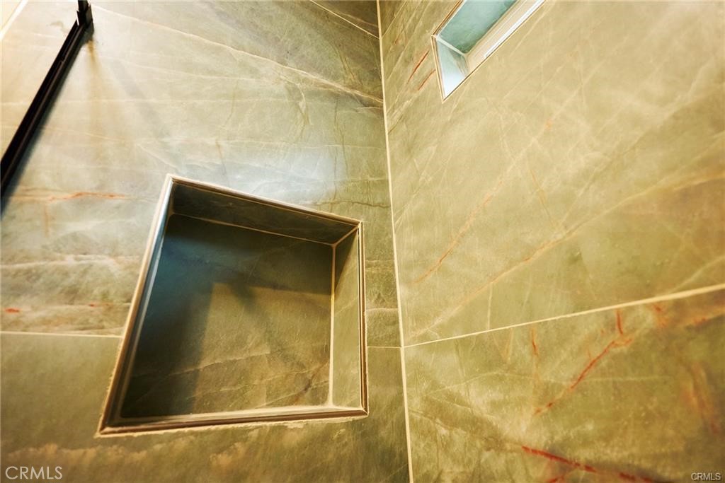 16520 Huron Property Photo 29