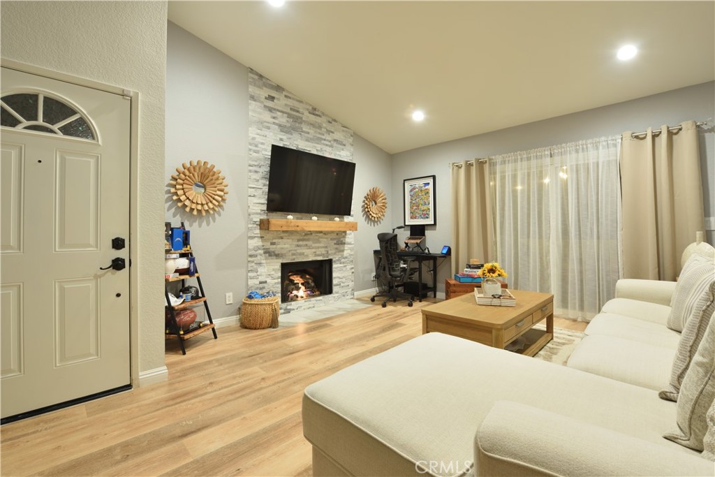 72 Greenmoor 36 Property Photo 3