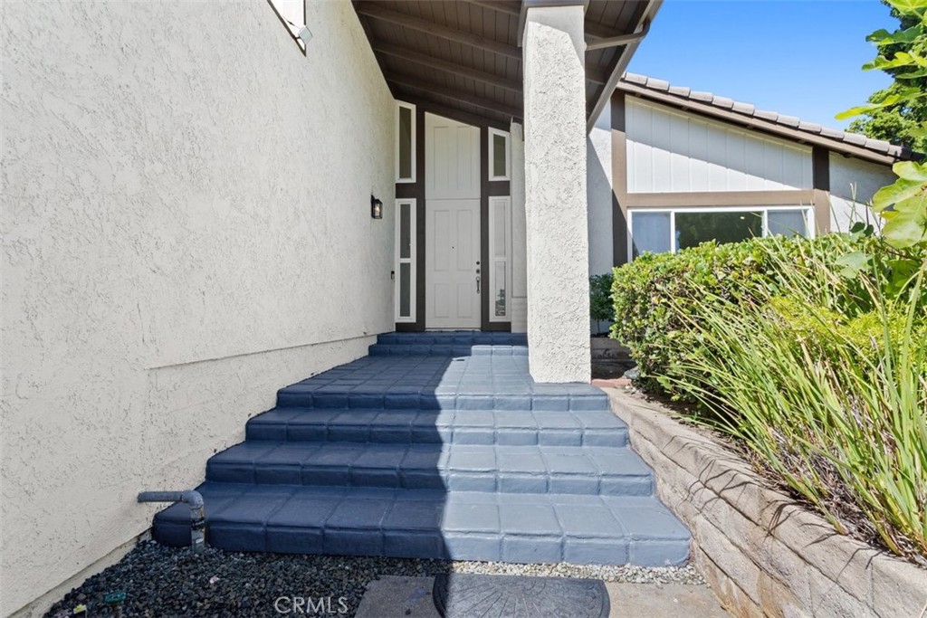 11513 Pala Mesa Property Photo 3