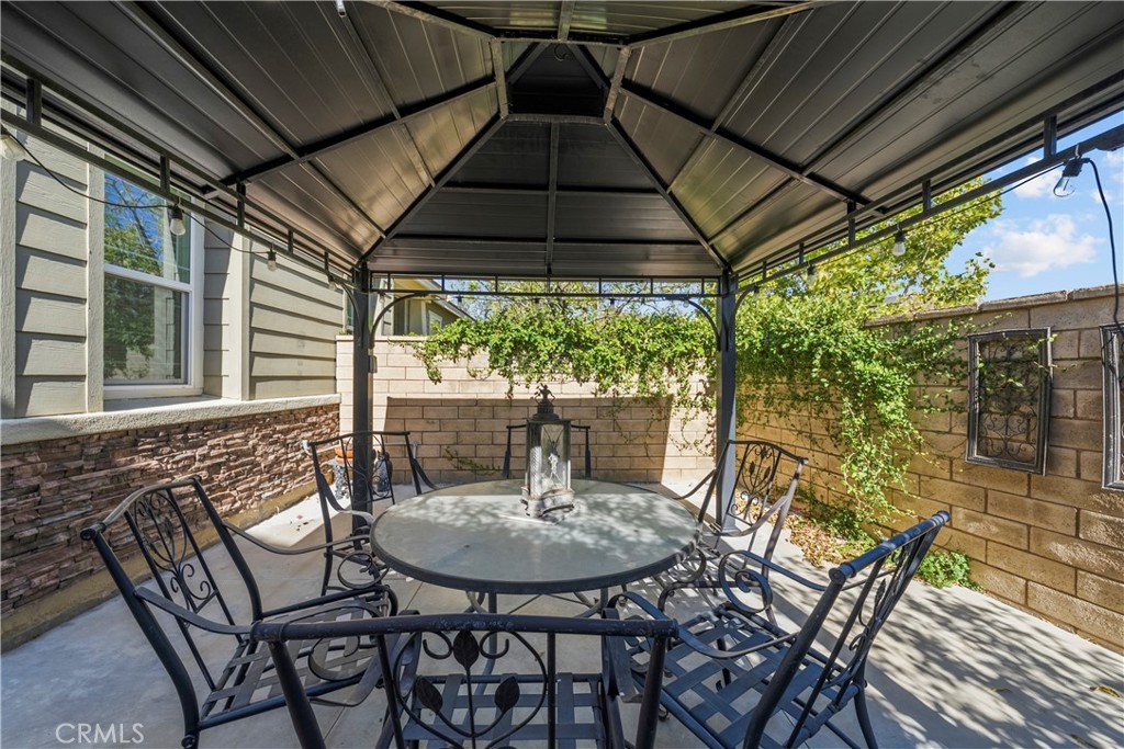 22035 Windham Property Photo 37