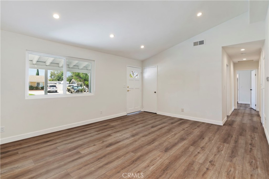 972 Appleton Property Photo 14