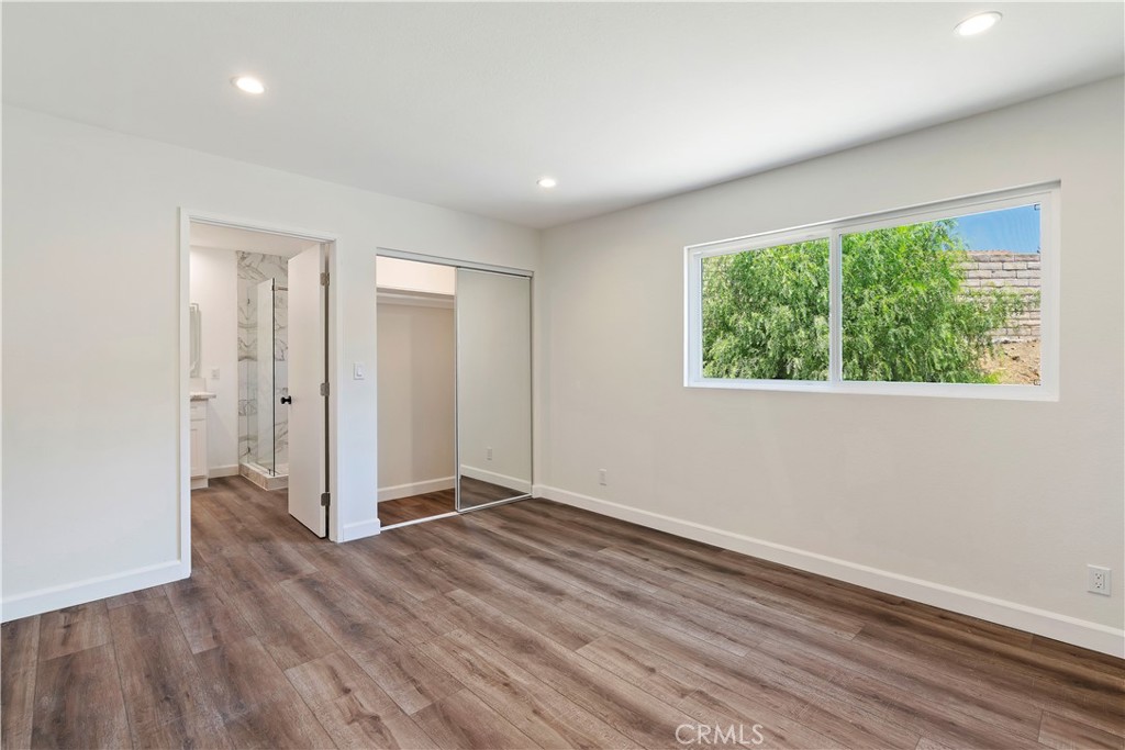 972 Appleton Property Photo 18